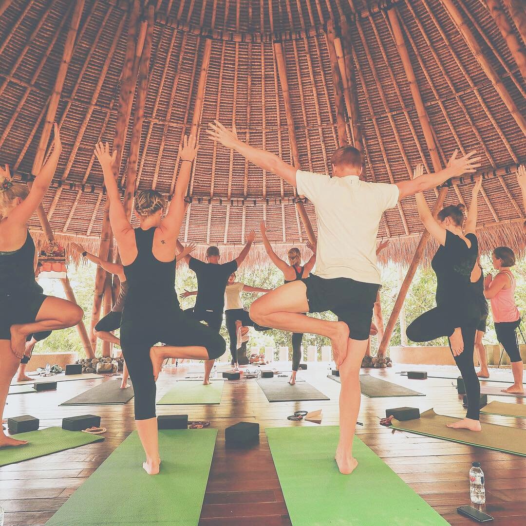 Bali Yoga Guide - Kæmpe guide til yoga, oplevelser og lækker mad på Bali