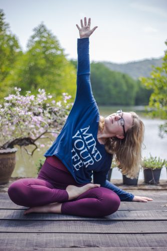 Sådan bliver du stressfri - Yoga mod stress, stresssymptomer og hormoner